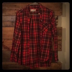 Women’s Old Navy buttoned shirt